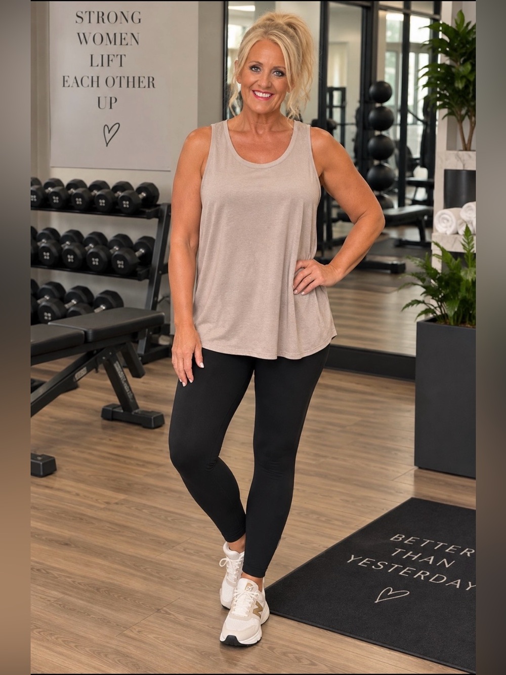 MPG Taupe Women's Muscle Tank Top Large NWT